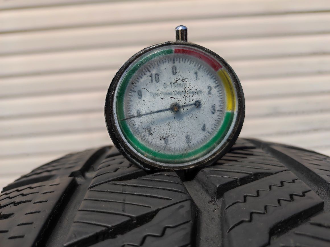 205.65.16c jedna opona Hankook Winter I'cept LV