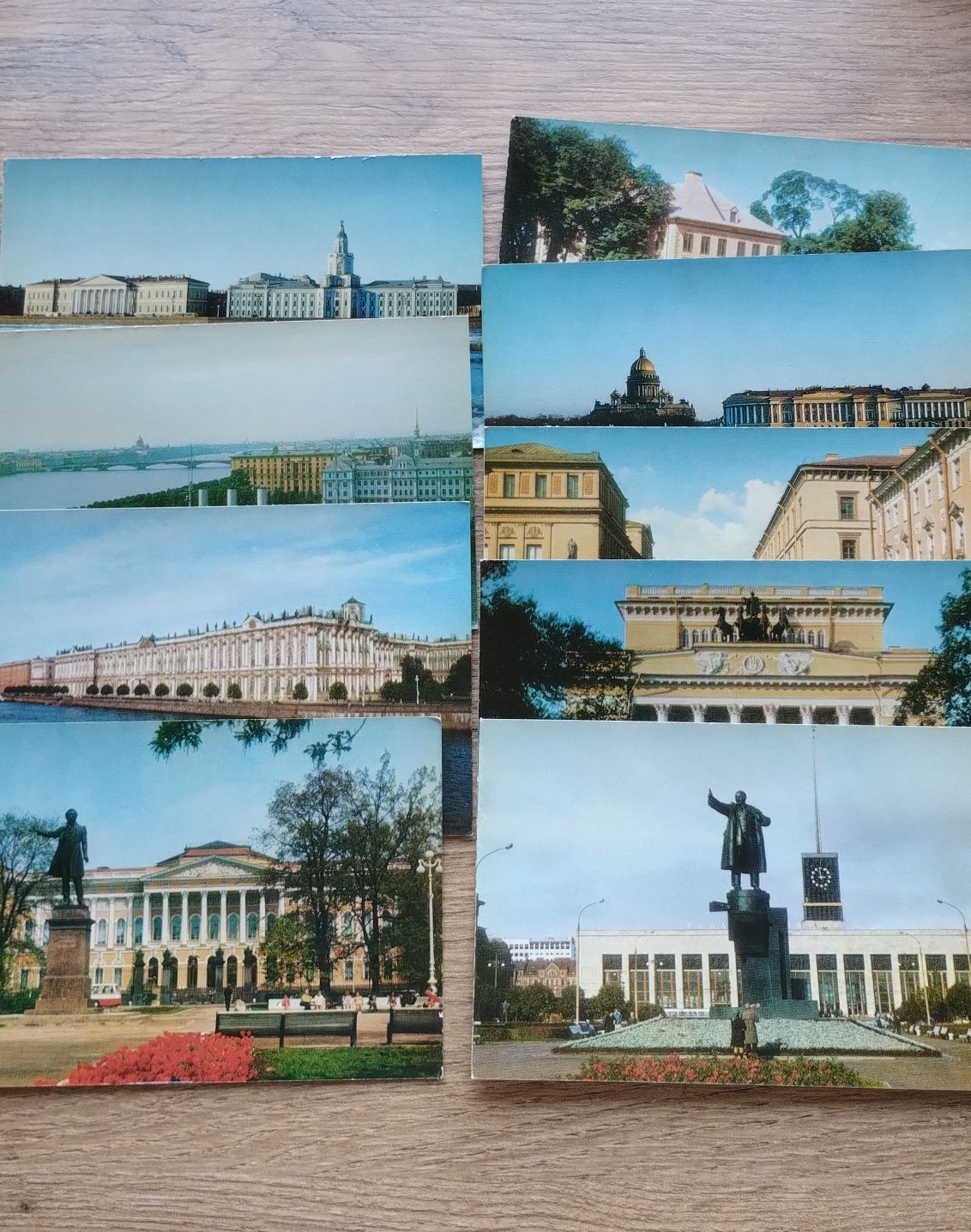 Pocztówki z Leningradu 1977