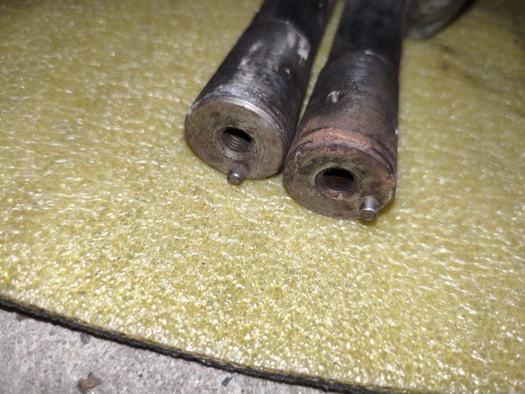 Sprężyny przedniego zawieszenia Dniepr MT K650 Ural K750