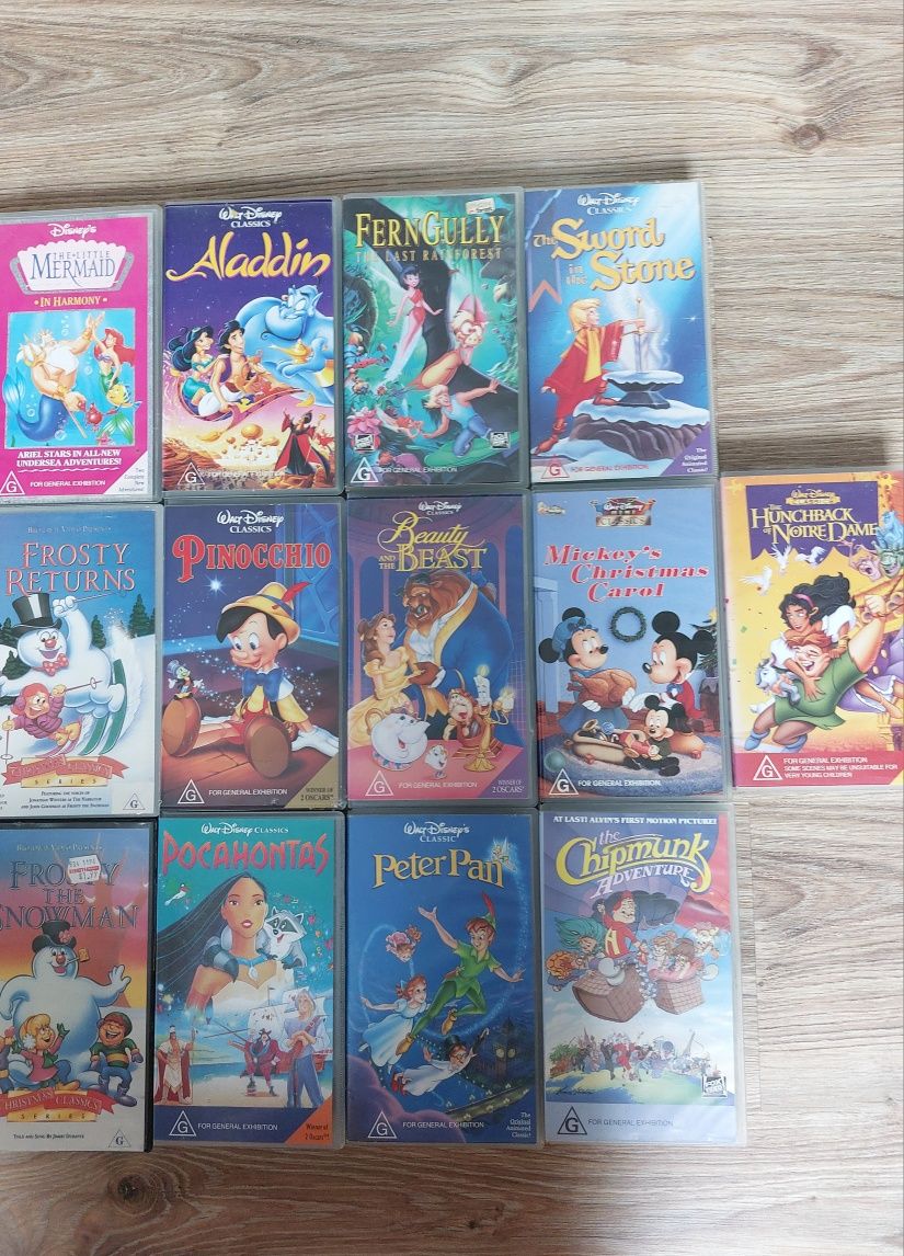 Kasety VHS bajki w języku angielskim stan bardzo dobry