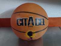 Bola basketball como nova