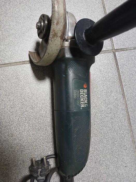 Szlifierka kątowa Black Decker 680W
