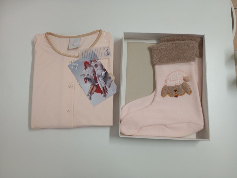 Pijama/vestido com pantufas