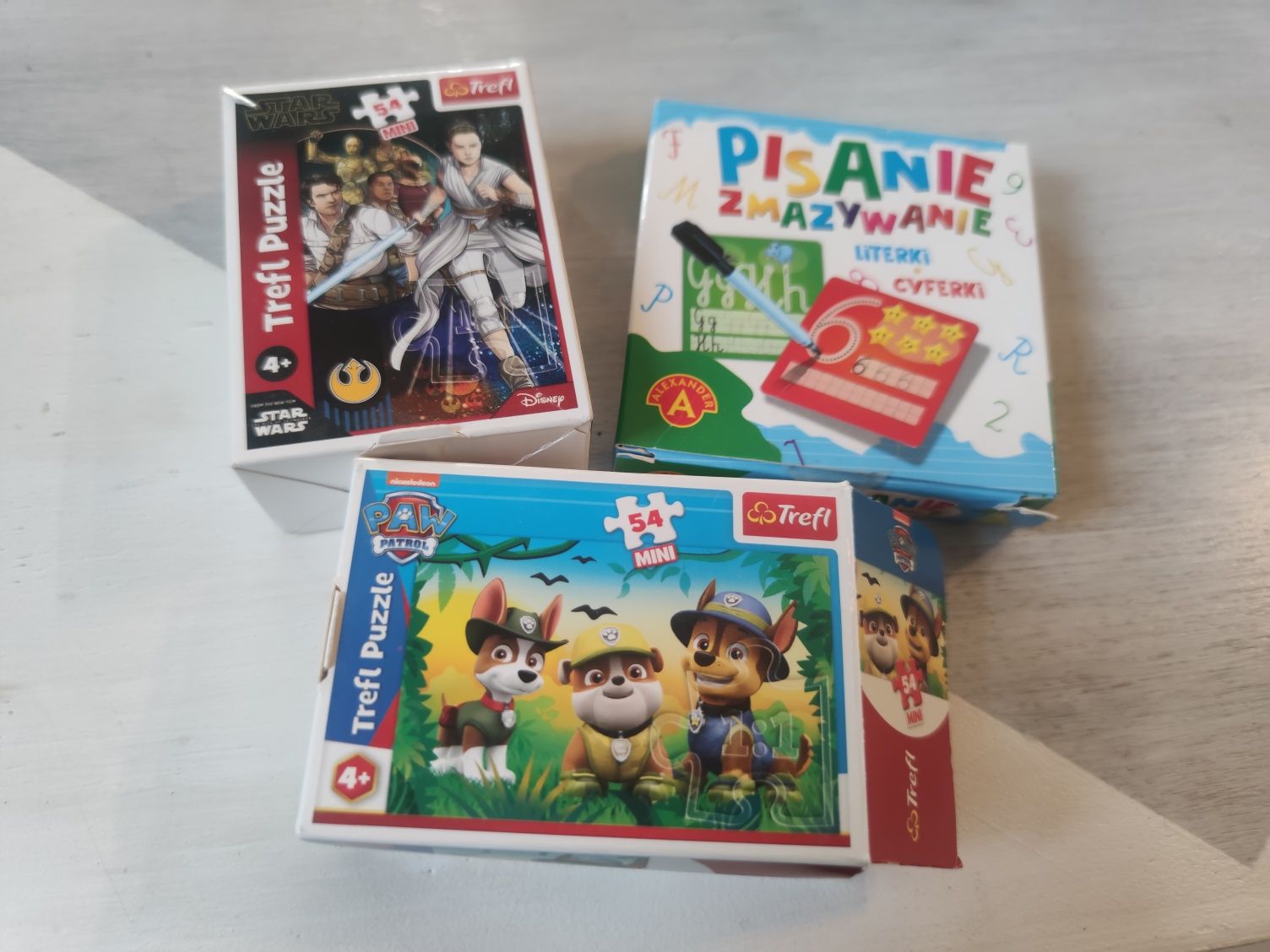 Puzzle 54 szt x 2 + plansze do nauki pisania z flamastrem zmazywalnym