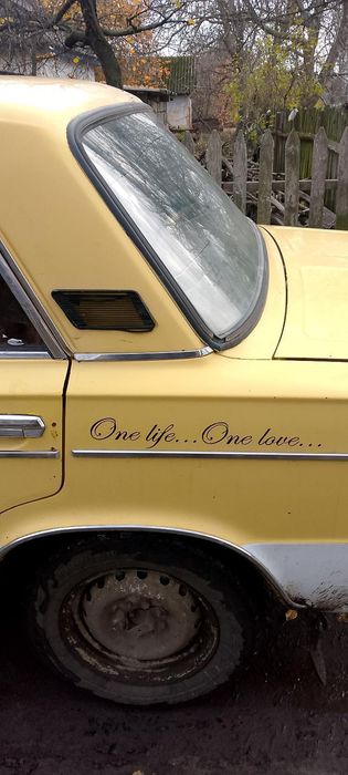 Продам ваз все працює можливо  обмен