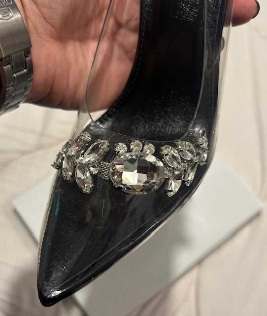 czółenka na obcasie, przezroczyste buty z eleganckimi dodatkami