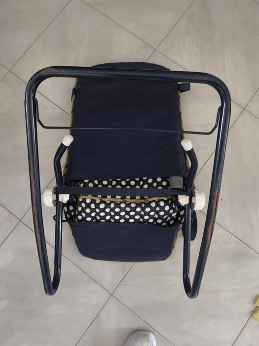 Cadeira baloiço antiga