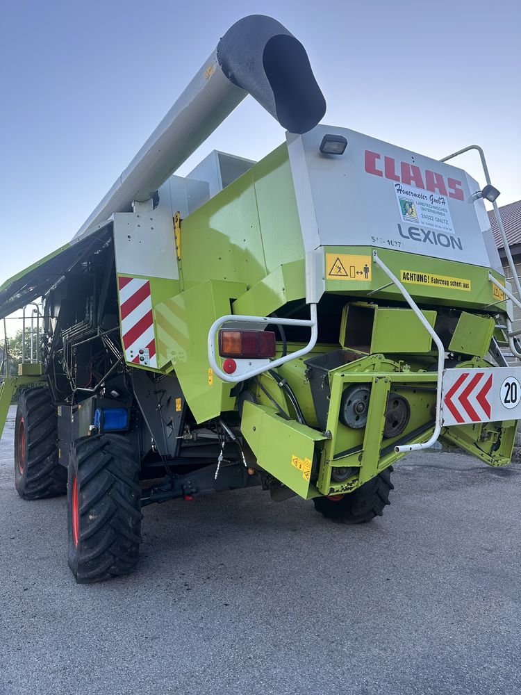 Class Lexion 480 heder 7.5m Vario Stół do rzepaku