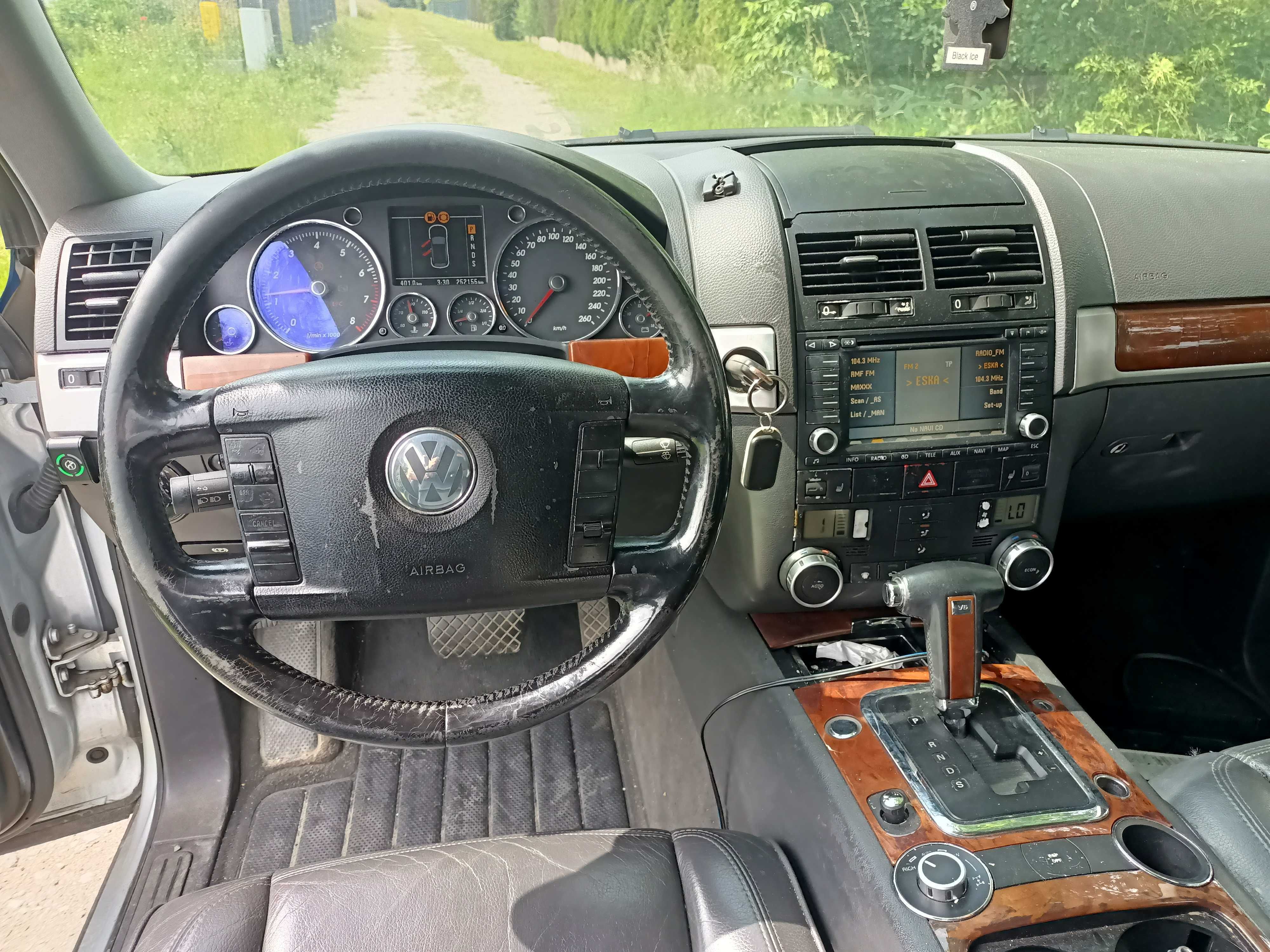 Volkswagen Touareg 3.2 V6 b+g 220km 02r 4x4 automat