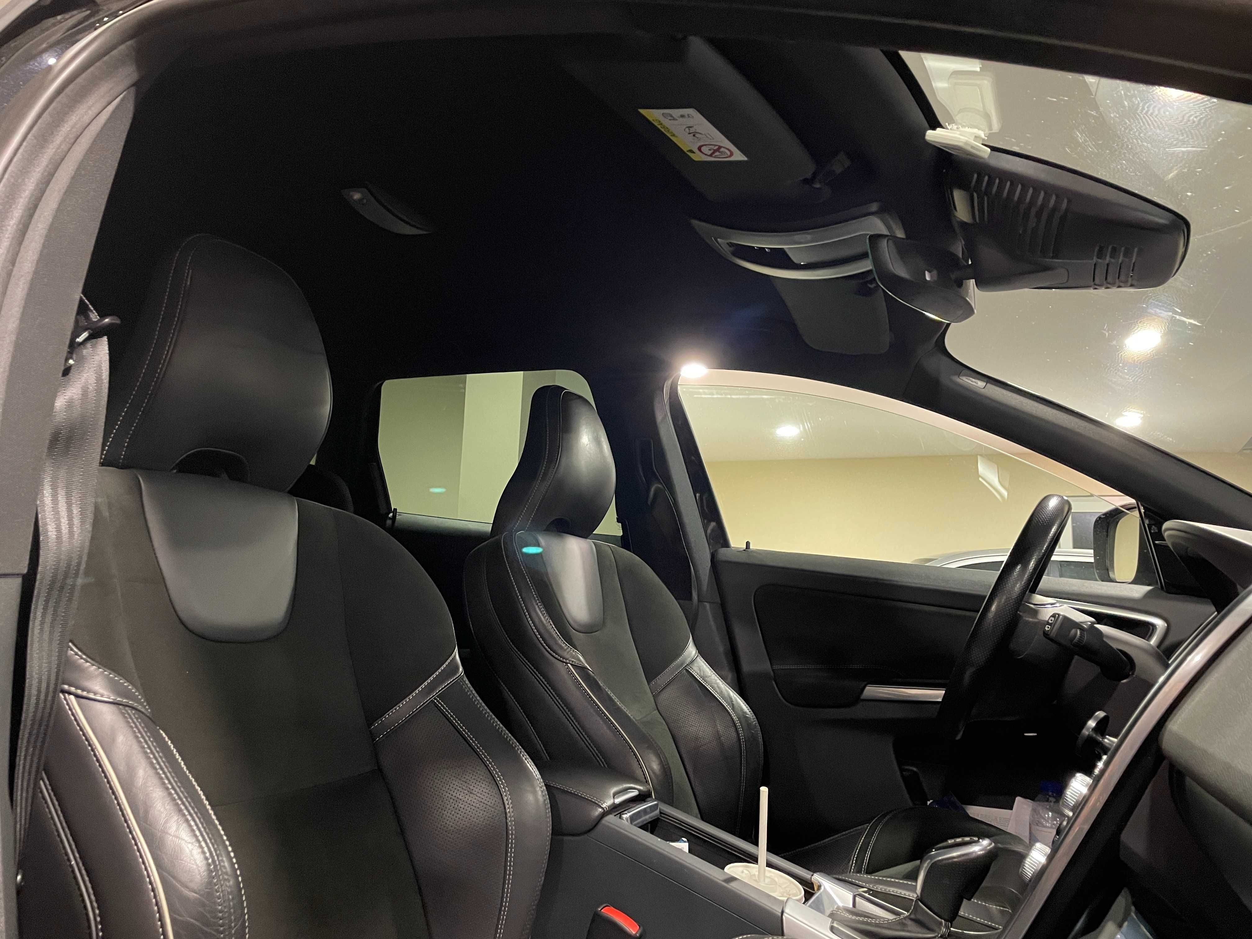 Volvo XC60 R-Design D4 2.0 Diesel 190CV automático FULL EXTRAS
