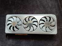 Белая видеокарта GeForce RTX 4070 AERO OC 12G