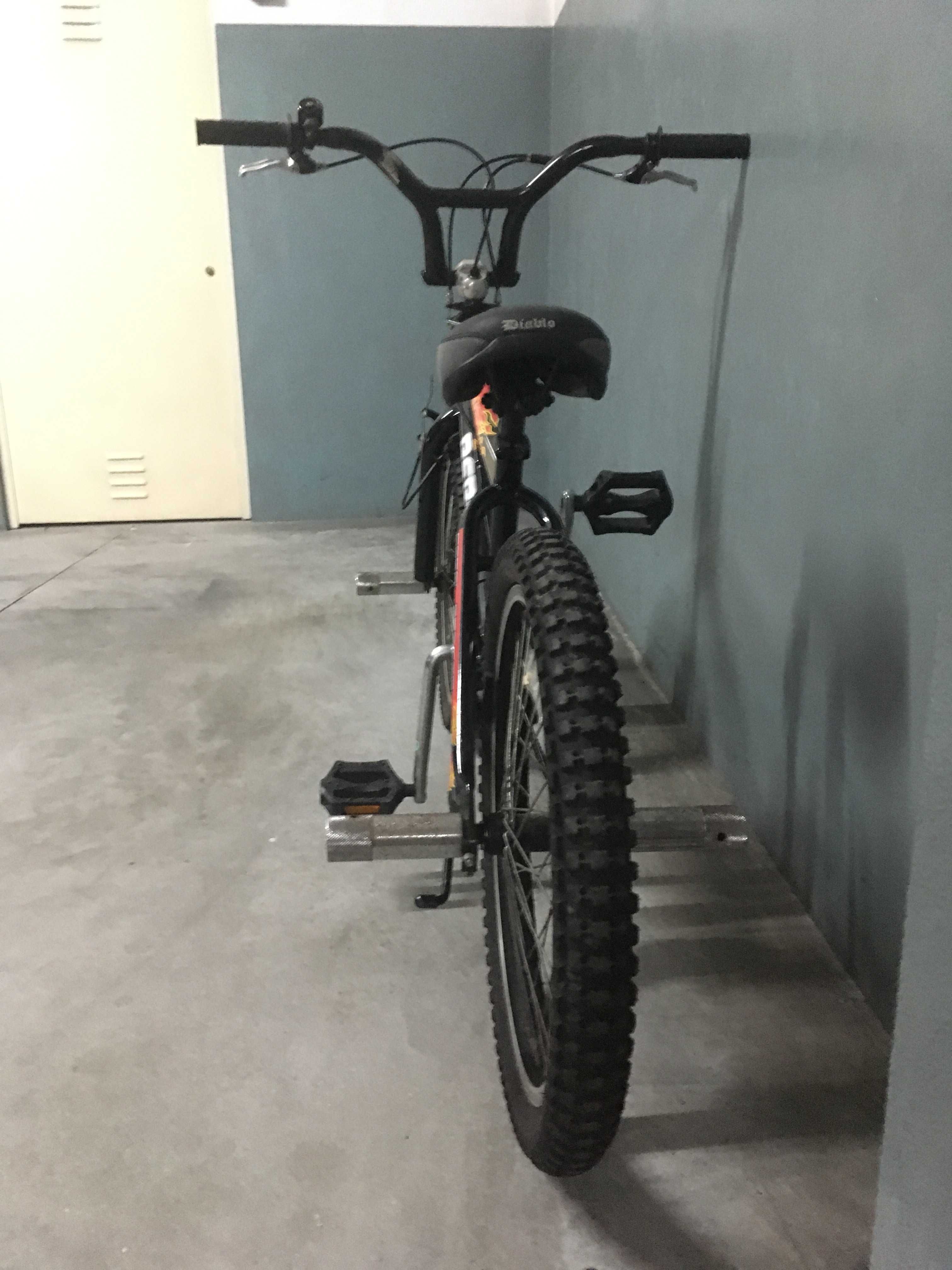 Bicicleta Berg Freestyle como nova pouco uso