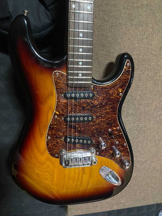 G&L S500 Tribute Stratocaster