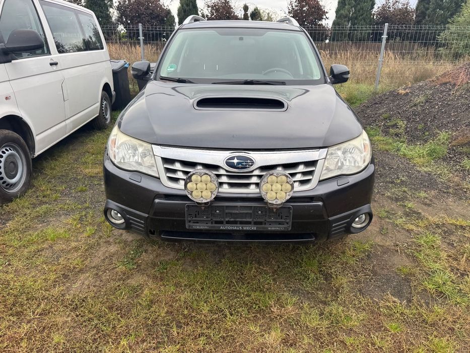 Subaru Forester 1 wl transport 2,0 diesel klima skóra 4x4 terenowy