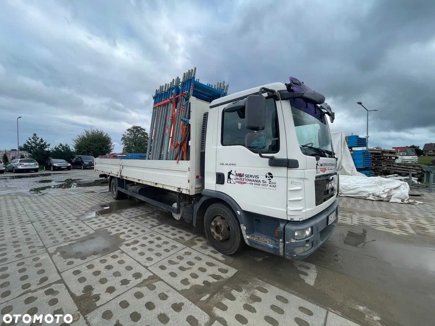 MAN TGL 12.240 4X2 BL