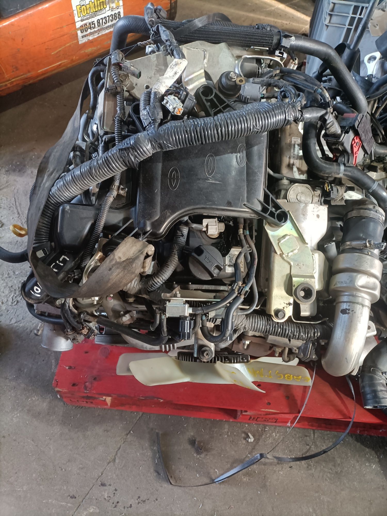 Motor Nissan cabstar yd25 2014