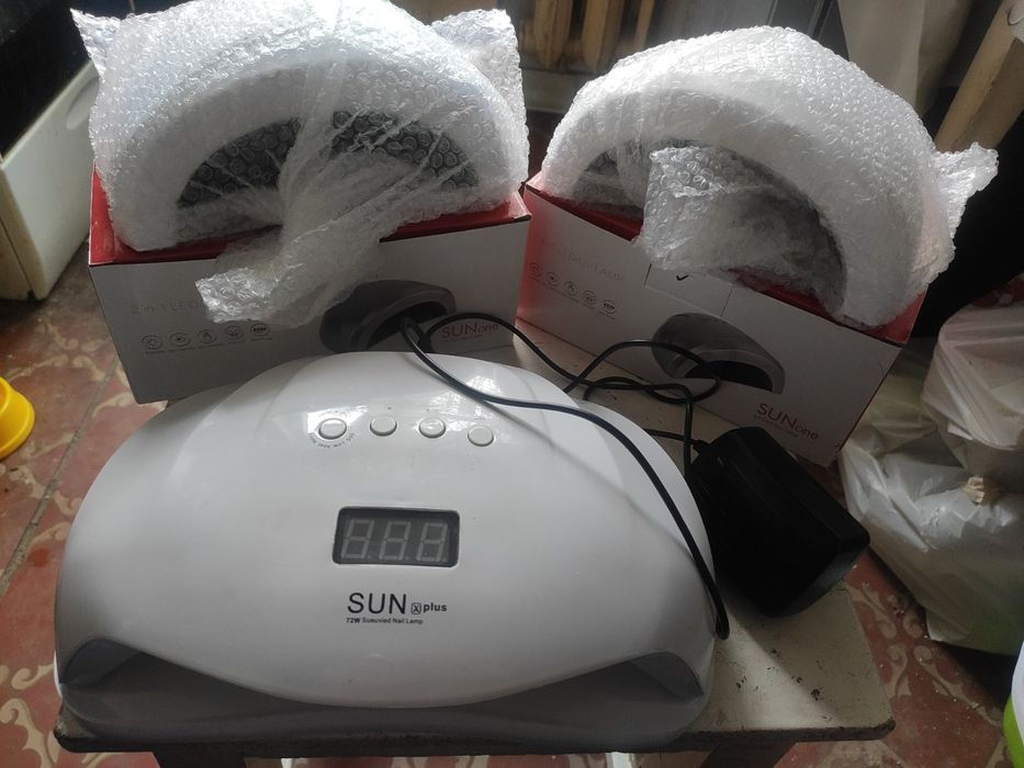 Лампи для манікюра