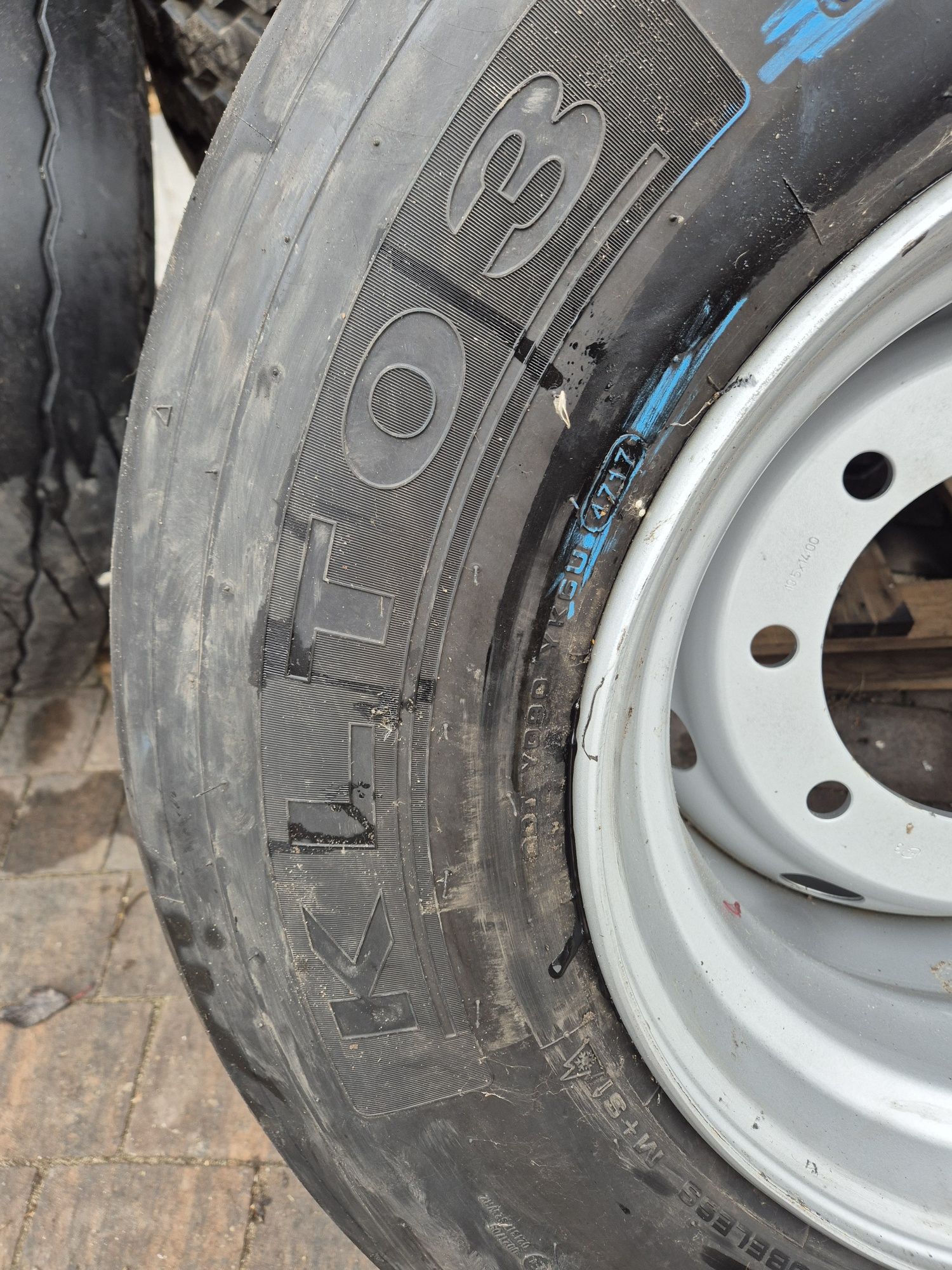 435/50 r19,5 KUMHO KLTO3