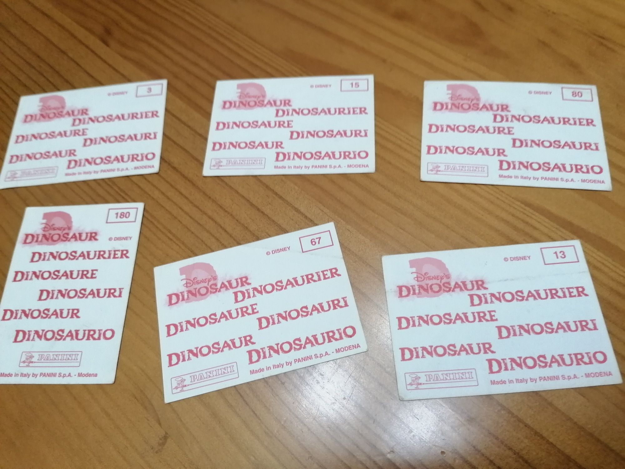 Cromos caderneta dinossauro Aladar Disney