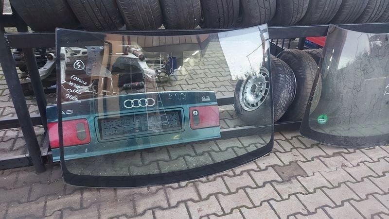 TOYOTA COROLLA VERSO II SZYBA CZOŁOWA