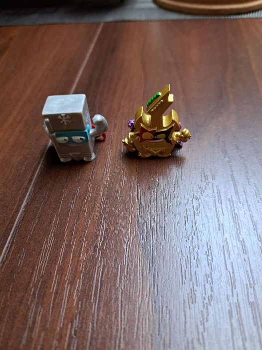 Dwa rzadkie Super Zings