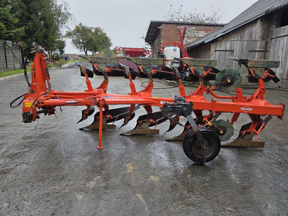 Pług obrotowy Kuhn VariMaster 151 nie lemken kverneland 
Rok 2005