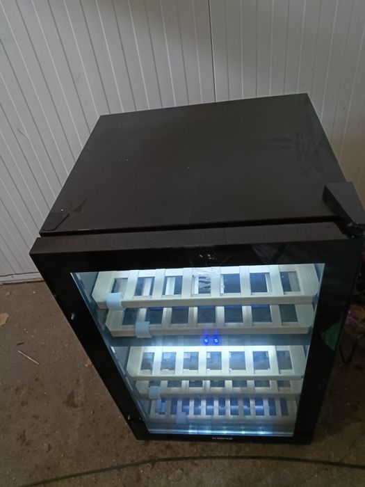 Klarstein Barossa 40D lodówka na piwo wino napoje  2 strefy, 135 l, 41