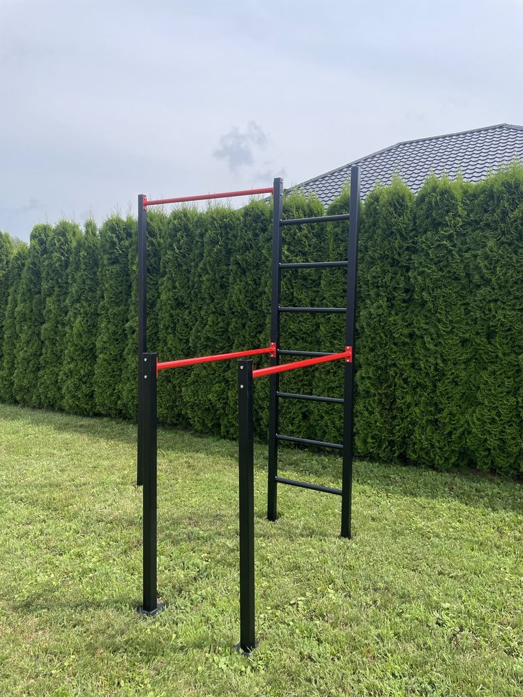 Plac street workout drążek do podciągania poręcze