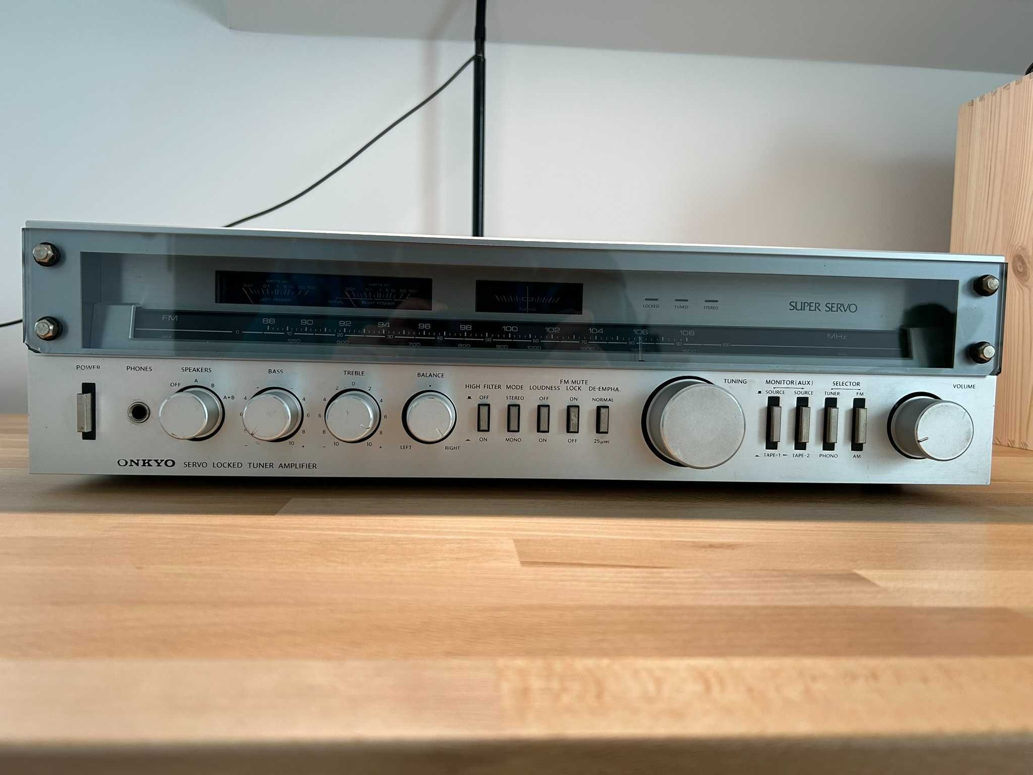 Amplituner Onkyo TX-3000 (Servo Locked)