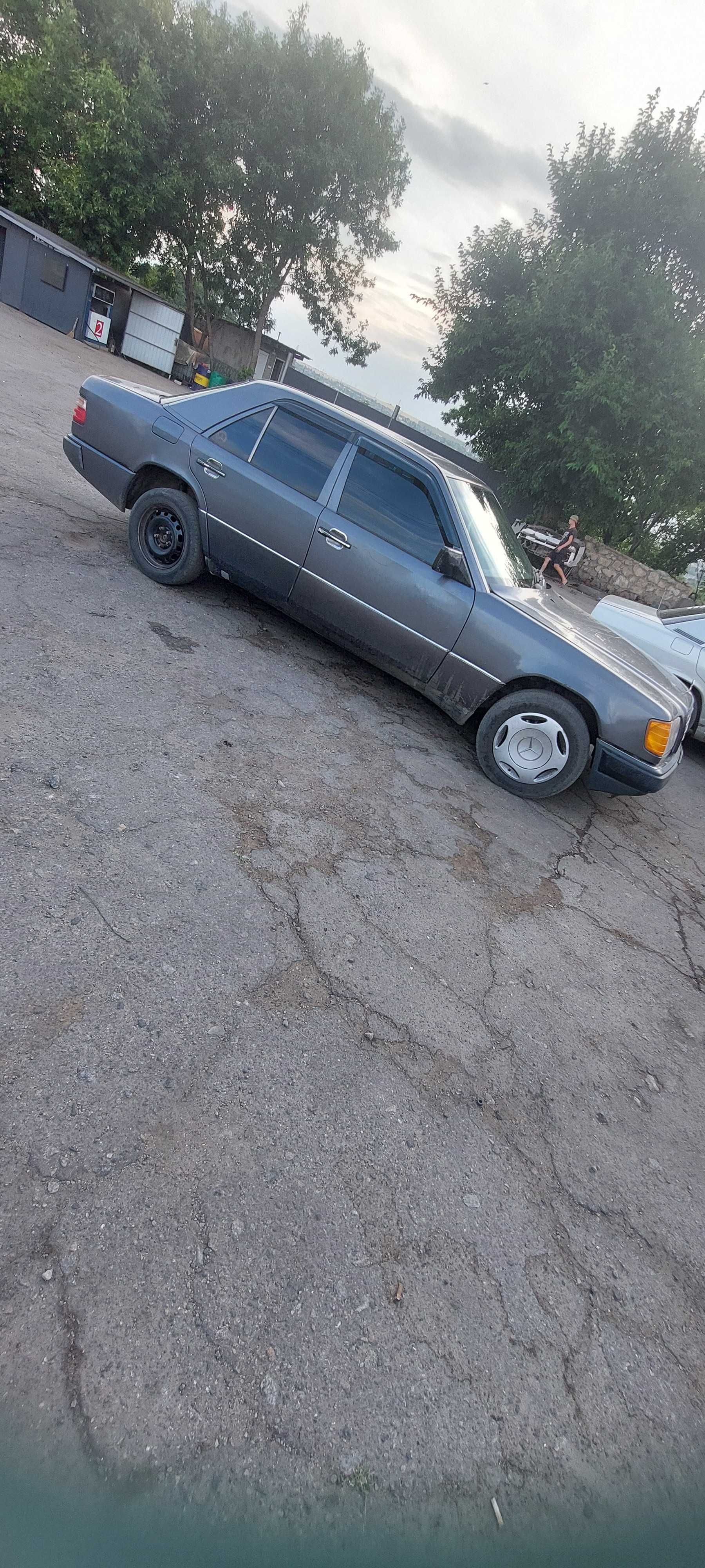 Срочно!!! Mersedes W124 e220 ТОРГ!