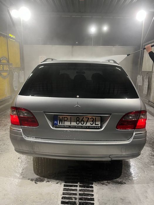 Мерседес 211 гарна коплектація