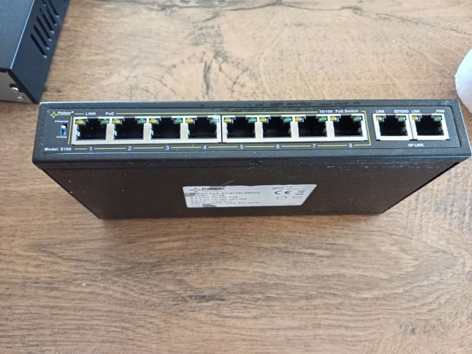 Kamery wewnątrz zewnątrz używane 1,5 roku aplikacja na telefon kompute