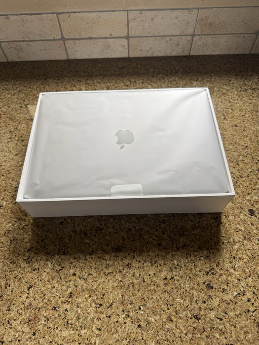 MacBook M1 + Magic mouse + USBc hub (sem uso nenhum)