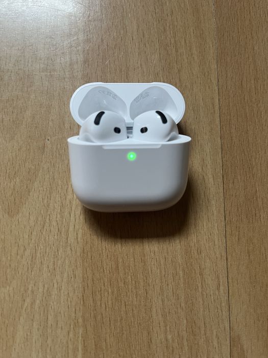 Sluchawki Airpods 4 ANC