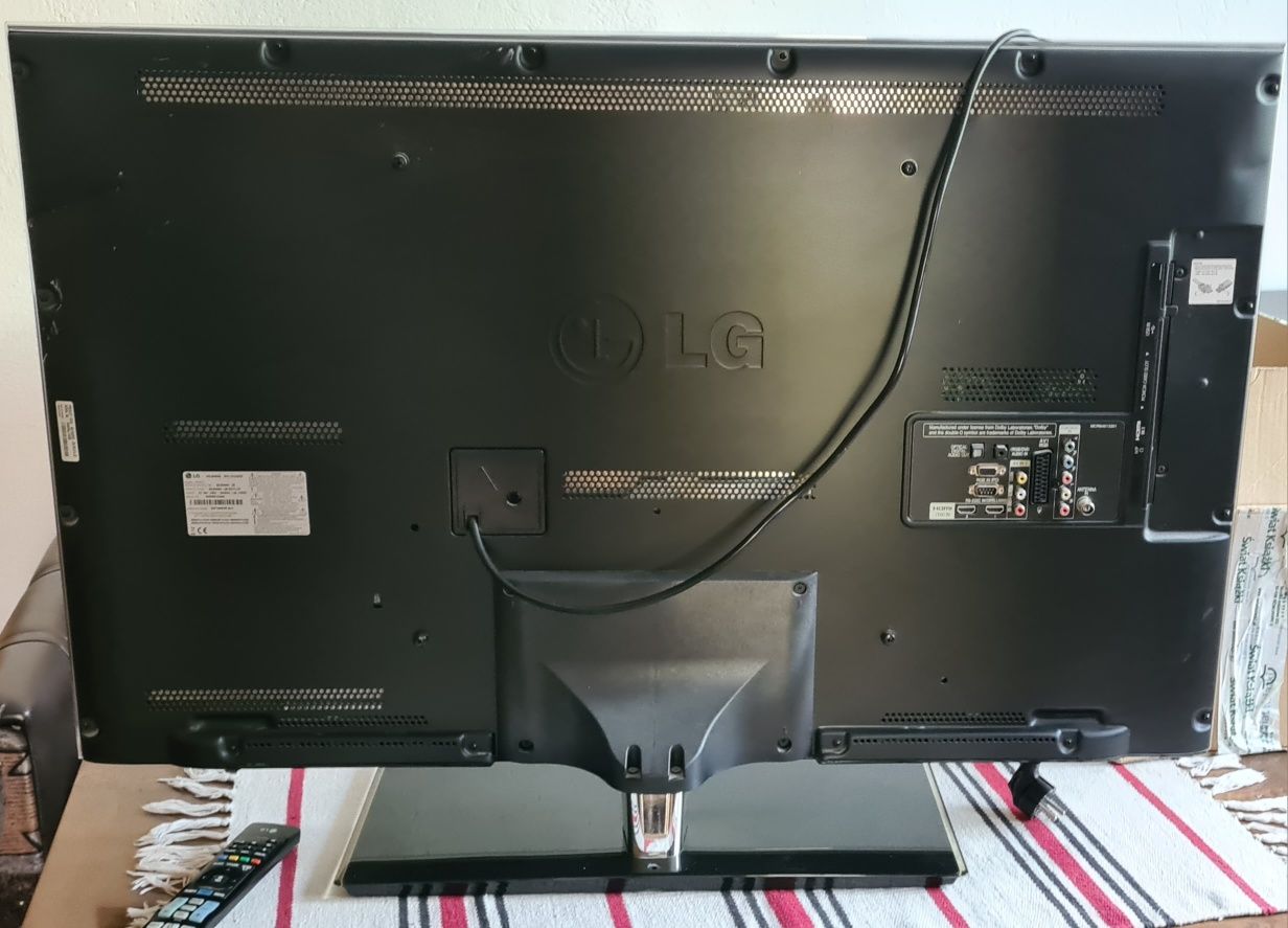 Telewizor LED LG Cinema 3D 42LW4500