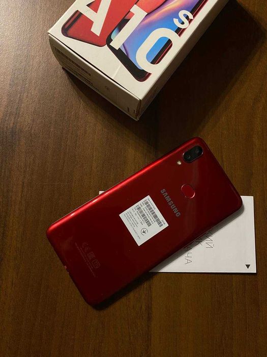 Продам смартфон Samsung Galaxy + 64 GB Нова картка