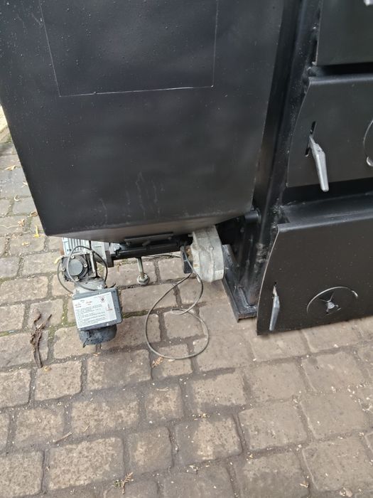 Piec nadmuchowy na ekogroszek i drewno