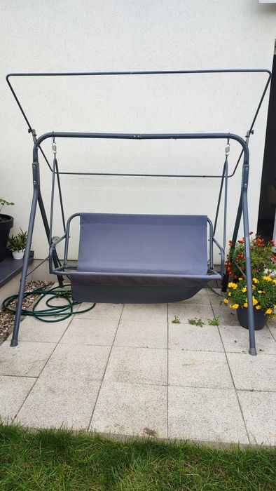 Rezerwacja Huśtawka ogrodowa uszkodzona