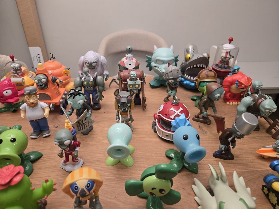 Zestaw figurek Plants vs Zombies