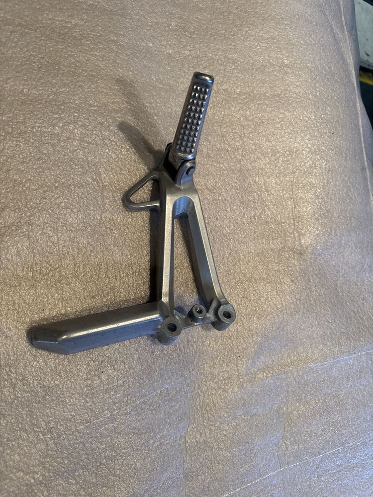 Set podnóżek Honda Cbr600f4i 2007 x317
