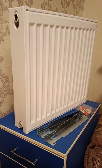 Радіатор новий. Ціна 2200