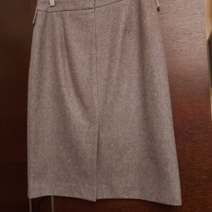 Śliczna garsonka damska żakiet i spódnica Molton