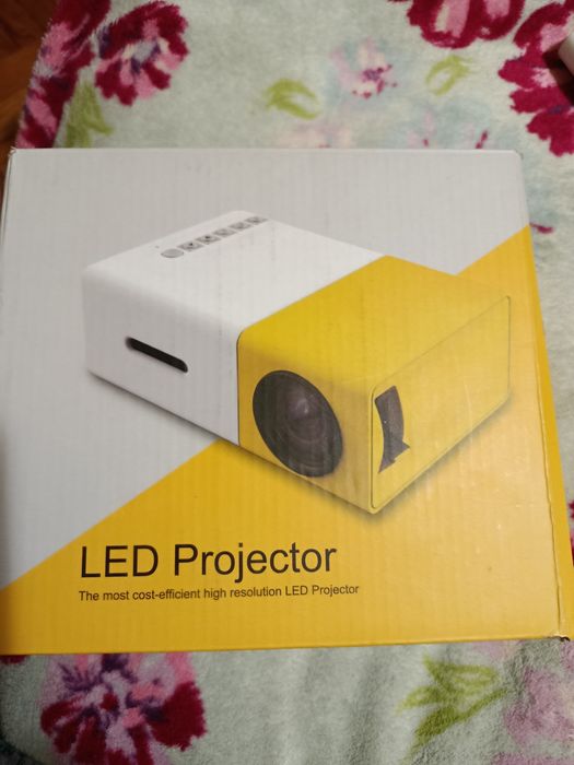 Продам LED проектор