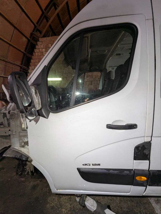 Продам передню частину Renault Master 3 разом і окремо