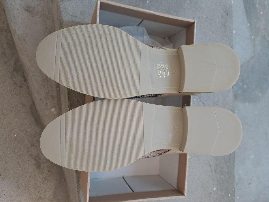Sapatos de senhora