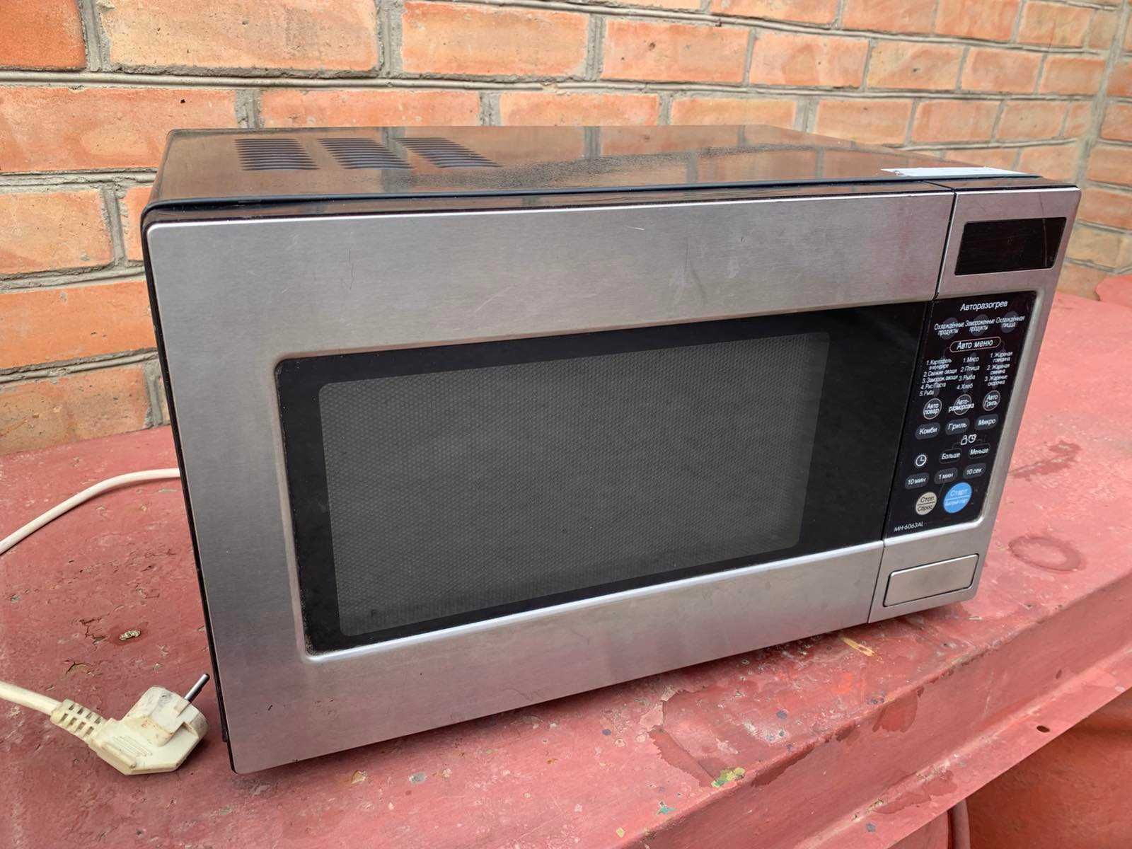 микроволновка    LG