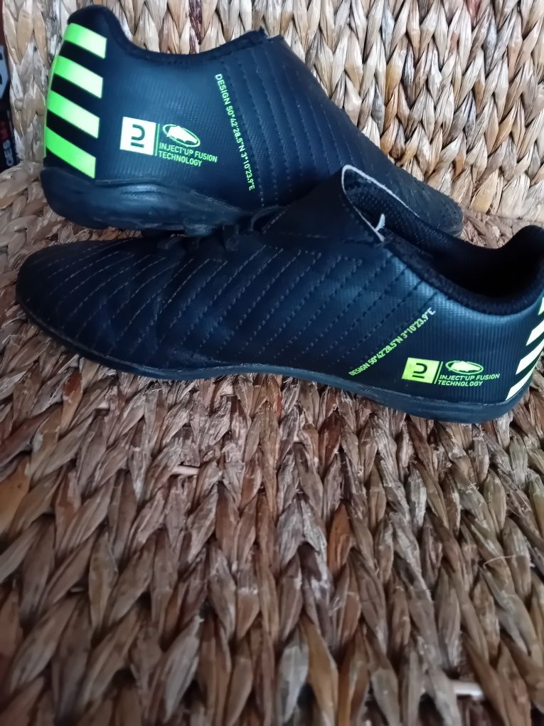 Buty piłkarskie korki KIPSTA na rzep r30/31