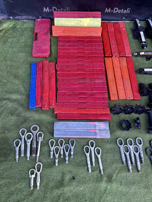 Домкрати подомкрат буксіровочний крюк гак знак стоп сигнал аварійка