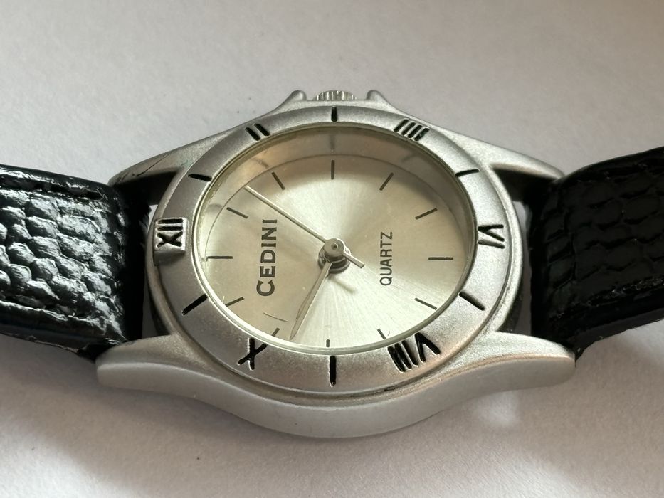 Zegarek Damski - Cedini -  Quartz - Czarny Pasek