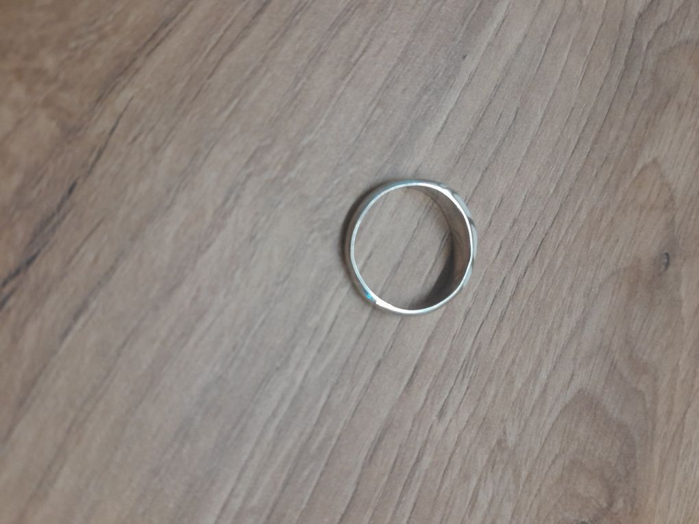 Srebrny 925 pierścionek z ceramiką rozmiar 19